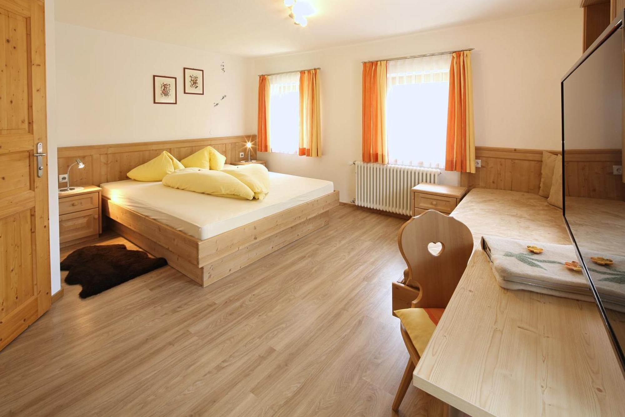 Villa Obersanterhof Sexten Esterno foto