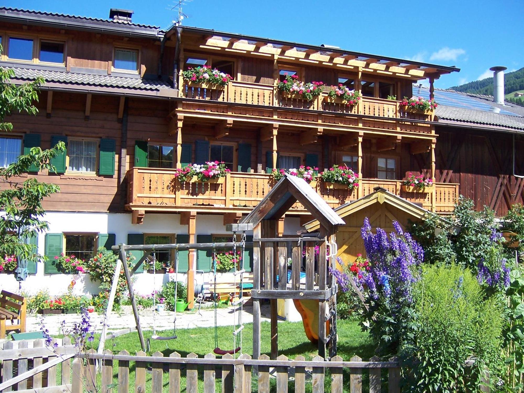 Villa Obersanterhof Sexten Esterno foto